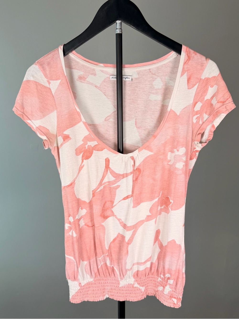 American Eagle Outfitters Pink Floral Y2K Scoop Neck Smocked Hem Top Women S
